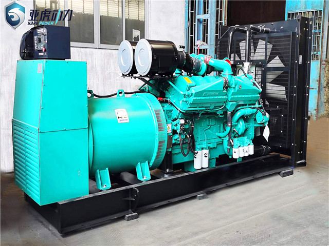 900KW康明斯發電機